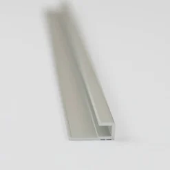 Abschlussprofil für Rückwandplatten, eckig, alu silber matt, 2550 mm