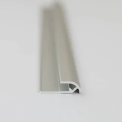Abschlussprofil für Rückwandplatten, rund, alu silber matt, 2100 mm