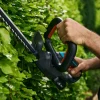Akku-Heckenschere 'EasyCut 45/18V P4A Ready-To-Use Set' mit Akku und Ladegerät