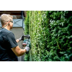 Akku-Heckenschere 'HS 18 LTX BL 55' 18 V 55 cm ohne Akku und Ladegerät