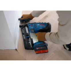 Akku-Holznagler 'GNH 18V-64-2 Professional'