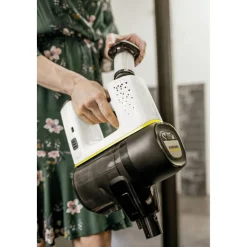 Akku-Staubsauger 'VC 6 Cordless ourFamily' mit Akku und Ladegerät