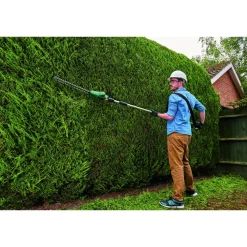 Akku-Teleskop-Heckenschere 'Universal Hedge Pole 18' bis zu 2,6 m mit Akku