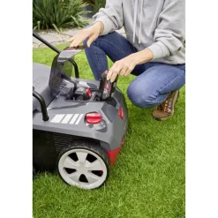 Akku-Vertikutierer '38.6 Li Combi Care' 18/36 V ohne Akku und Ladegerät bis 400 m²