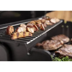 Gasgrill 'Genesis E-315' schwarz