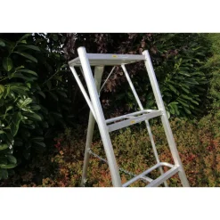 3-Holm-Gartenleiter Aluminium silbern 122 x 125 x 180 cm