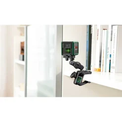 Kreuzlinienlaser 'Professional Quigo Green II' mit Universalklemme
