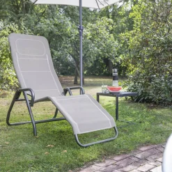 Liegestuhl 'Bito' klappbar grau 72 x 118 x 139 cm