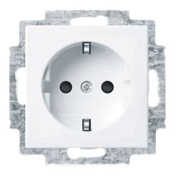 Schuko-Steckdose 'Balance SI' Safety+ alpinweiß
