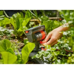 Viereckregner 'AquaZoom Compact' schwarz 9-216 m²