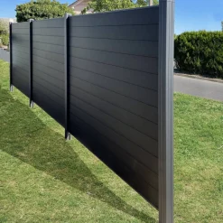WPC-Sichtschutzzaun 'Premium' Startermodul anthrazit matt 178 x 188 cm, 2 Pfosten
